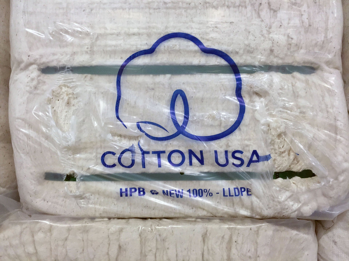 A T-SHIRT IN DETAIL