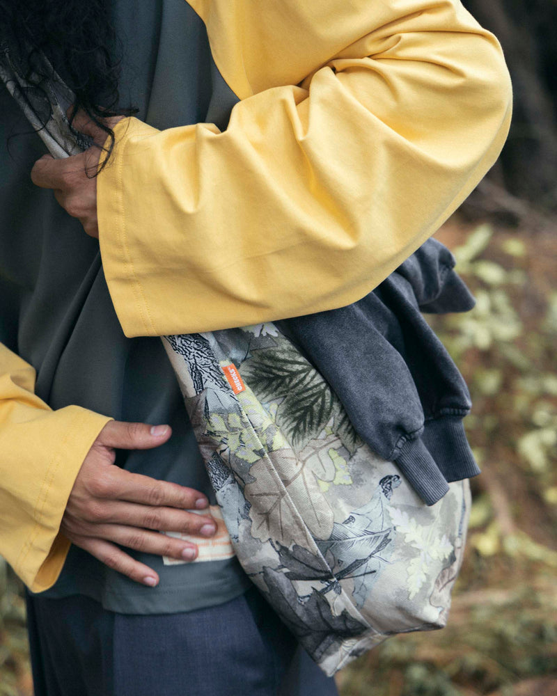 Swing Tote Bag Brown Camo | CHECKS DOWNTOWN