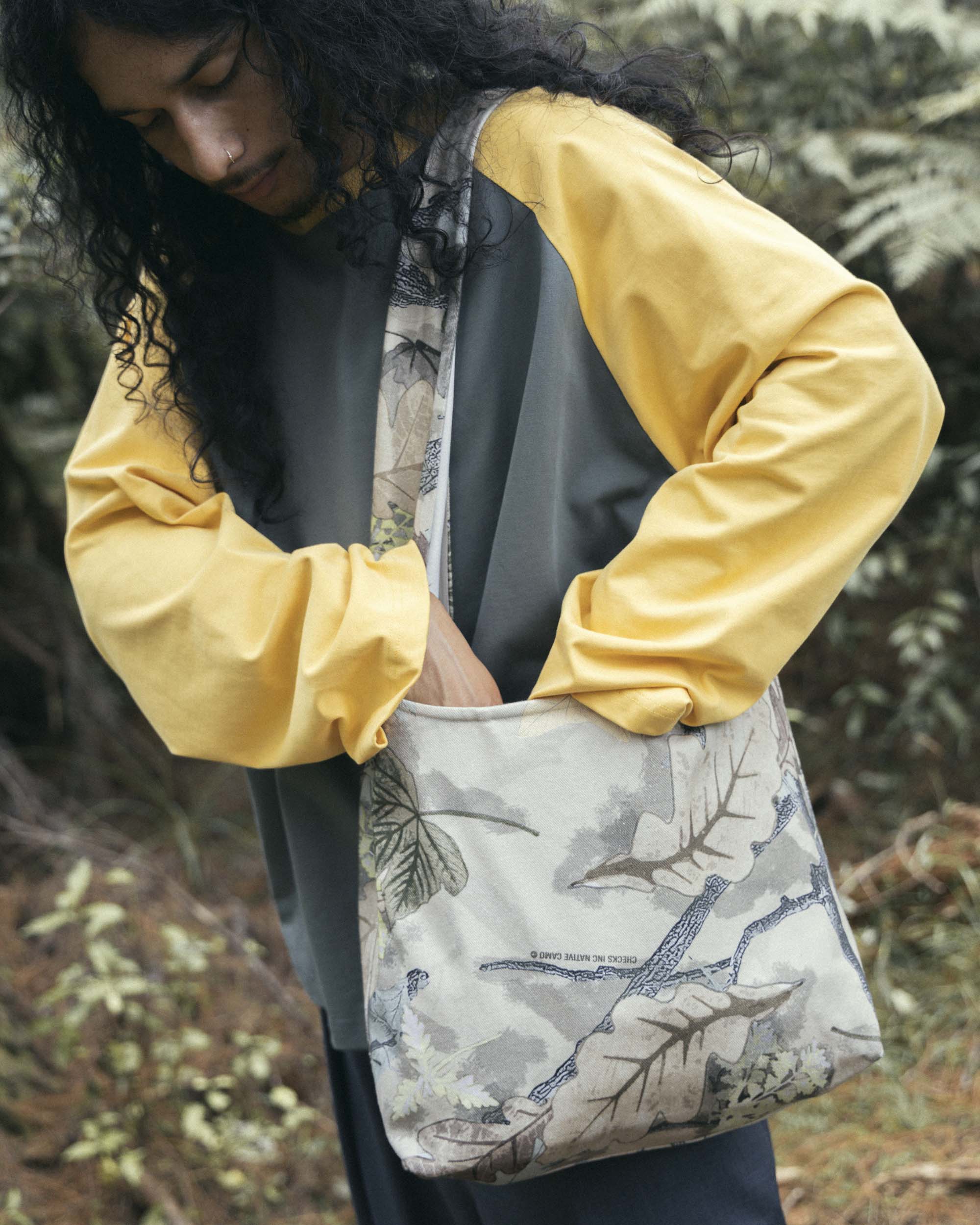 Swing Tote Bag Brown Camo | CHECKS DOWNTOWN