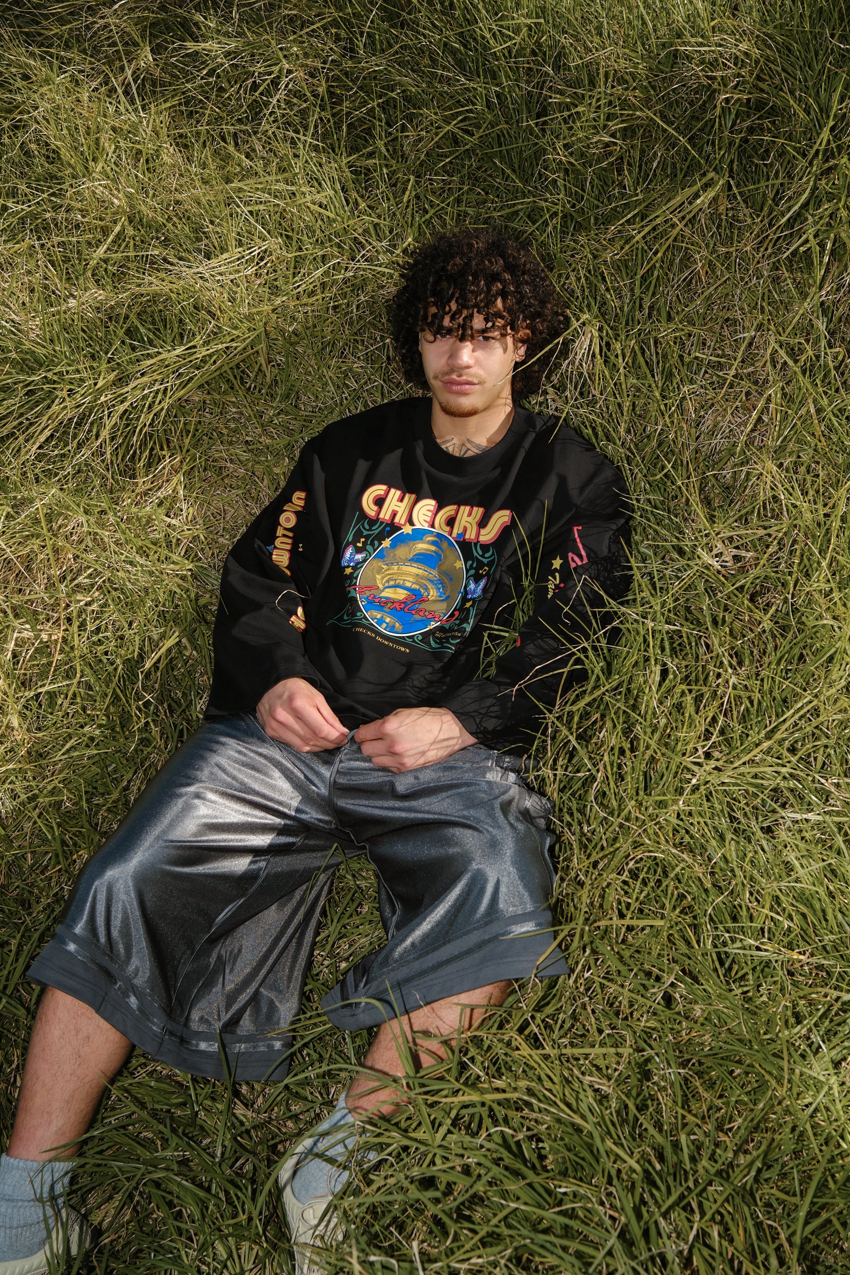 Tāmaki City Series LS Tee Black | CHECKS DOWNTOWN