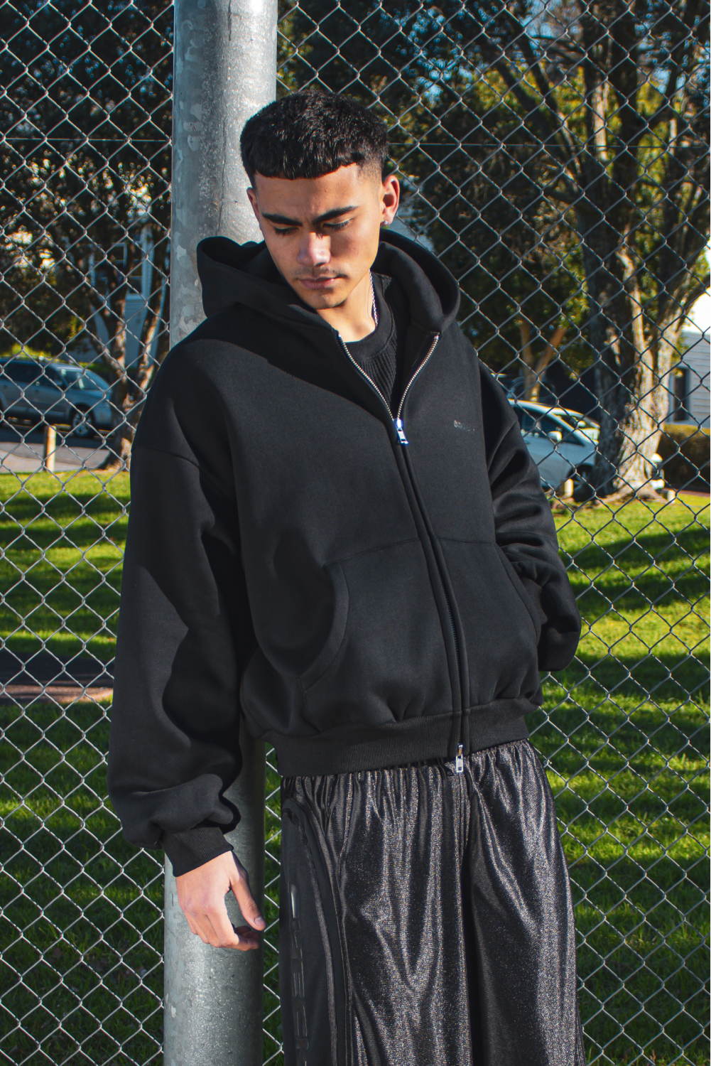 Classic Zip Hoodie Black | CHECKS DOWNTOWN