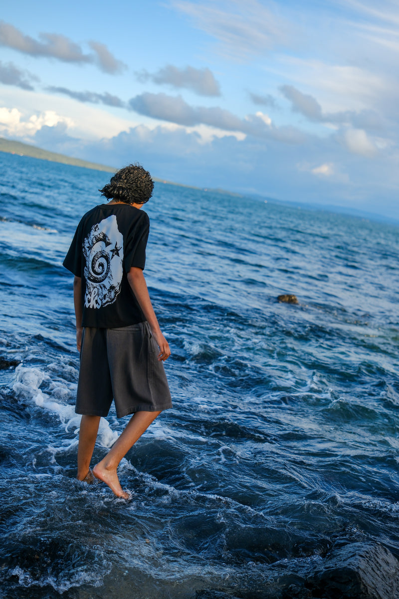 Shop Rock T-shirt Black | CHECKS DOWNTOWN