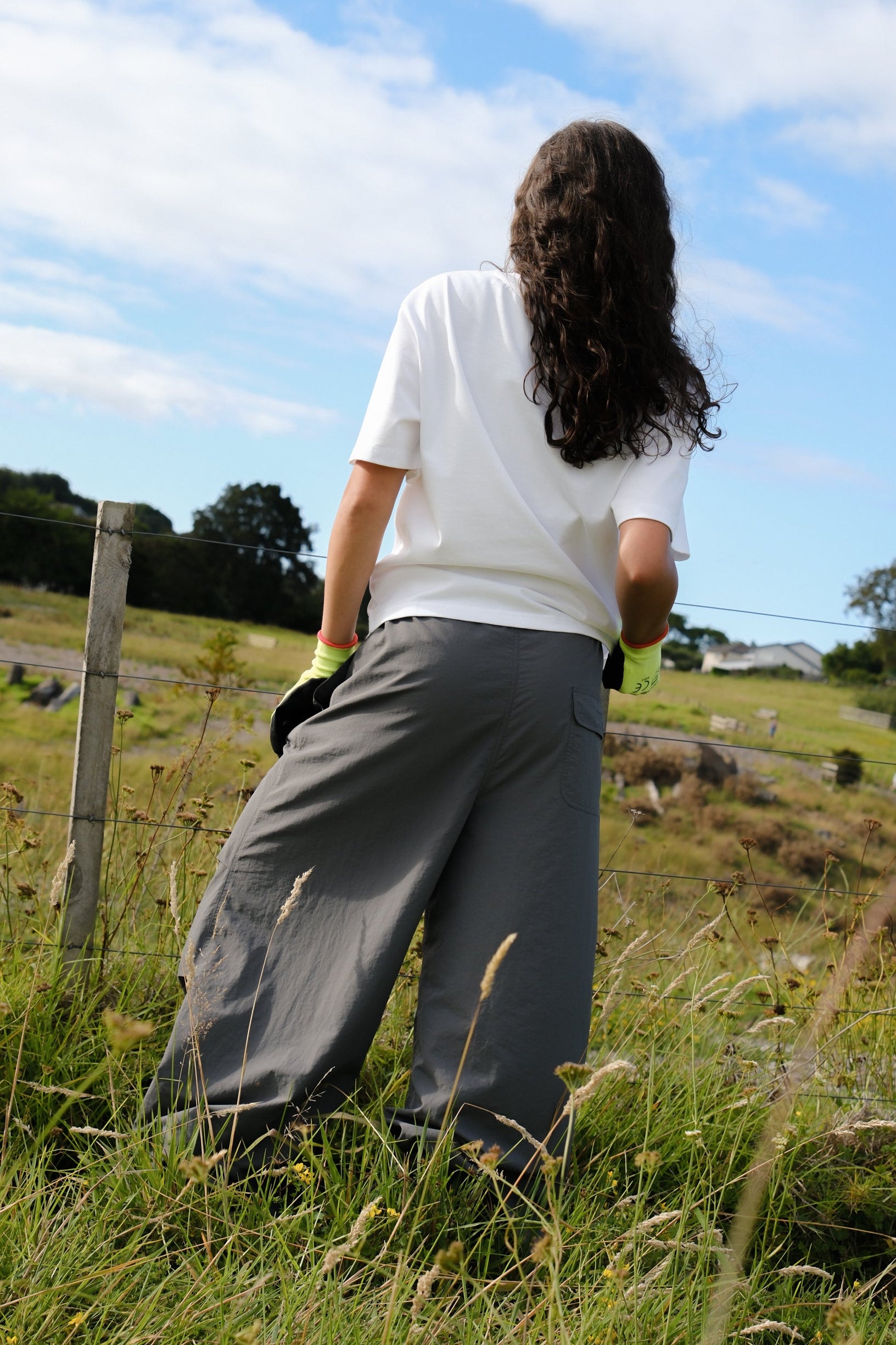 Wind Pants Gunmetal | CHECKS DOWNTOWN