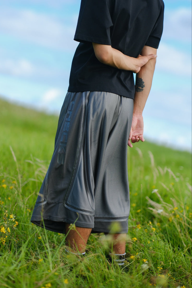 Hooper Shorts Gunmetal | CHECKS DOWNTOWN