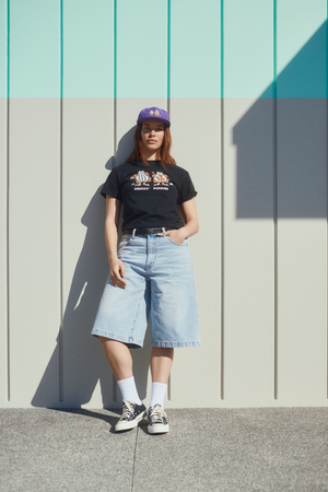 Poppy Tee Black | CHECKS DOWNTOWN