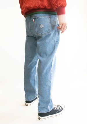 Tapered Jeans Medium Wash | CHECKS DOWNTOWN